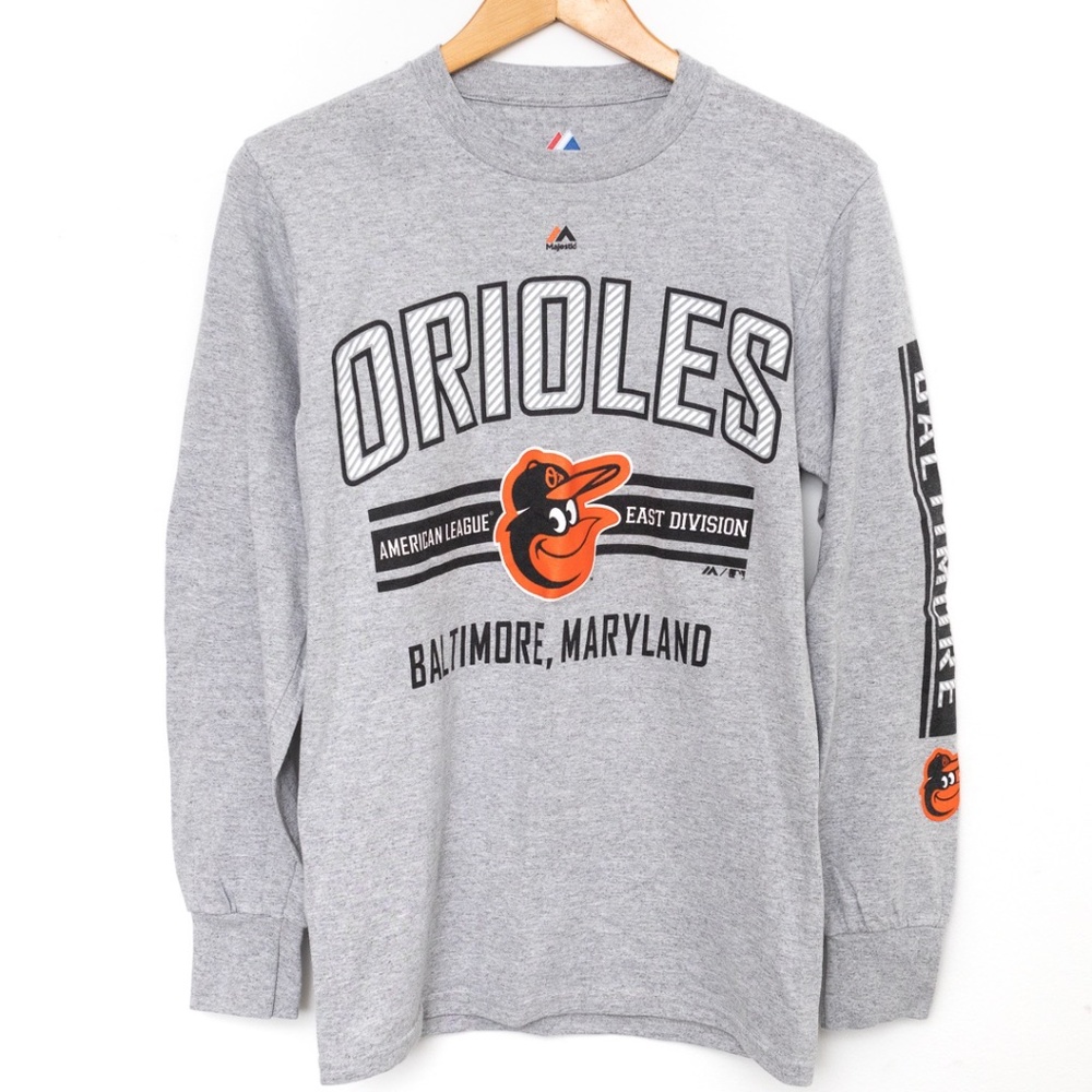 Mens Majestic Baltimore Orioles Grey Long Sleeve Crewneck T-Shirt Size Small